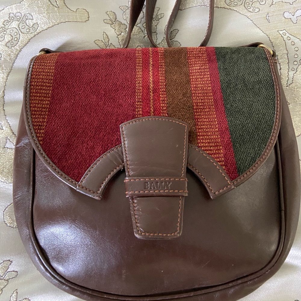 Original Bally leather/Fabric shoulder Bag.